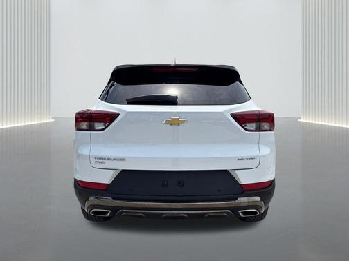 Summit White 2021 Chevrolet Trailblazer ACTIV