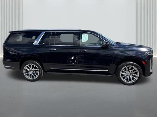 2022 Cadillac Escalade ESV Luxury