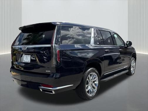 2022 Cadillac Escalade ESV Luxury