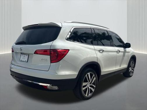 2017 Honda Pilot Elite