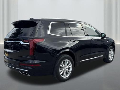 2023 Cadillac XT6 Luxury FWD