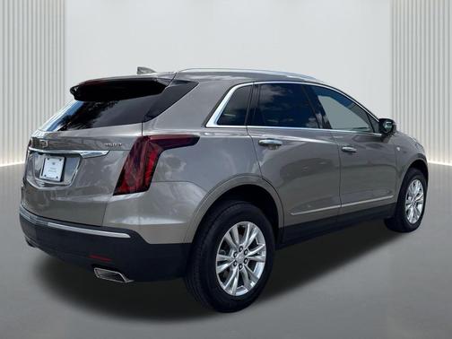 2022 Cadillac XT5 Luxury