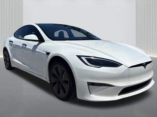 2022 Tesla Model S Base
