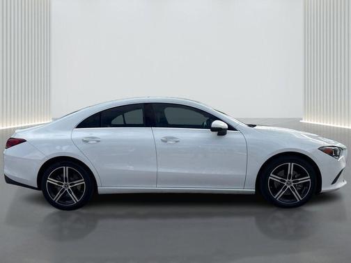 2022 Mercedes-Benz CLA 250 4MATIC