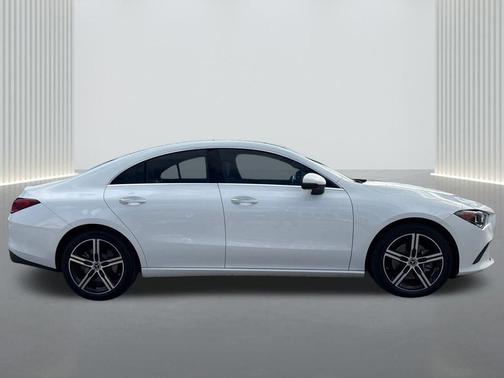 2022 Mercedes-Benz CLA 250 4MATIC