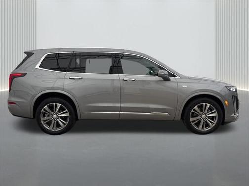 2025 Cadillac XT6 Premium Luxury FWD