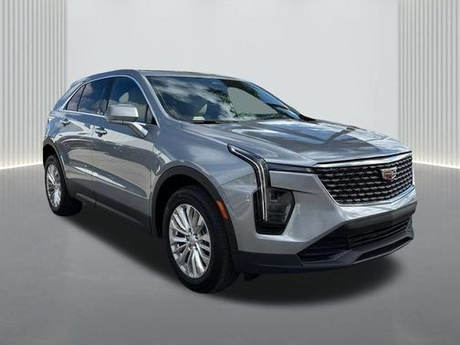 2024 Cadillac XT4 Luxury