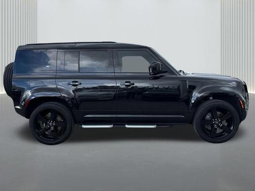 2022 Land Rover Defender 110 X-Dynamic HSE
