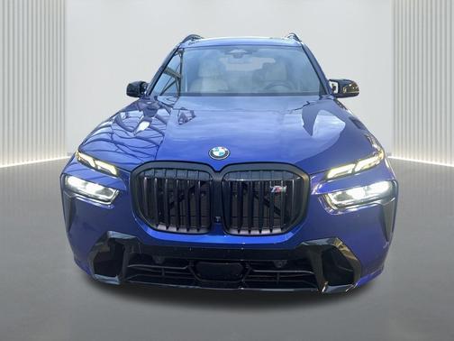 2024 BMW X7 M60i