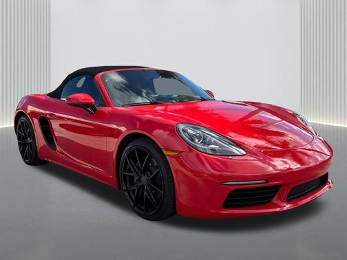 2021 Porsche 718 Boxster T