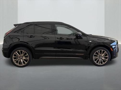 2025 Cadillac XT4 Sport