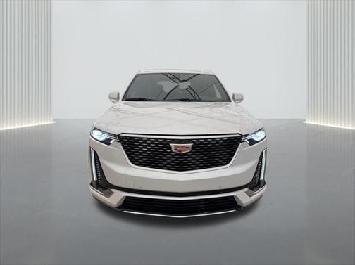 2025 Cadillac XT6 Premium Luxury FWD