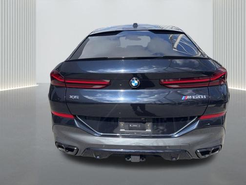 2025 BMW X6 M60i