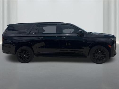 2022 Cadillac Escalade ESV Premium Luxury