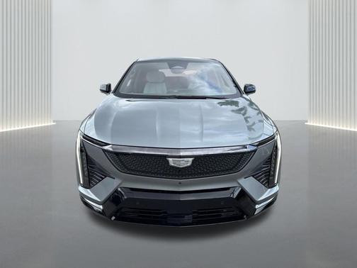 Argent Silver Metallic 2026 Cadillac OPTIQ Sport