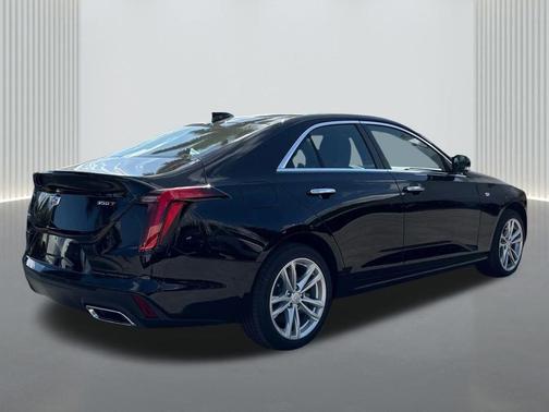 2026 Cadillac CT4 Luxury RWD