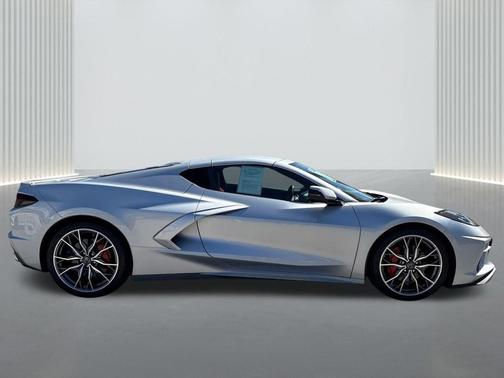 2026 Chevrolet Corvette Stingray w/1LT