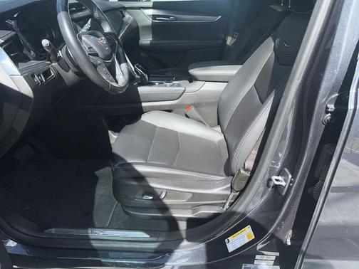 2023 Cadillac XT5 Luxury