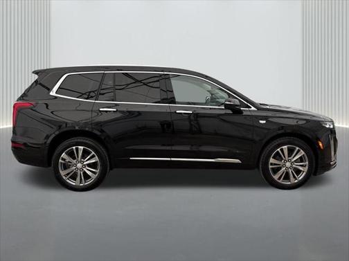 2025 Cadillac XT6 Premium Luxury AWD