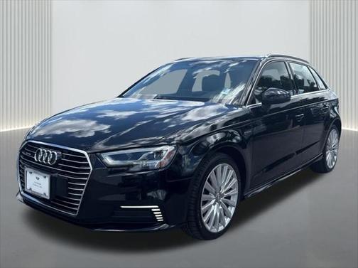 2017 Audi A3 e-tron 1.4T Tech Premium Plus
