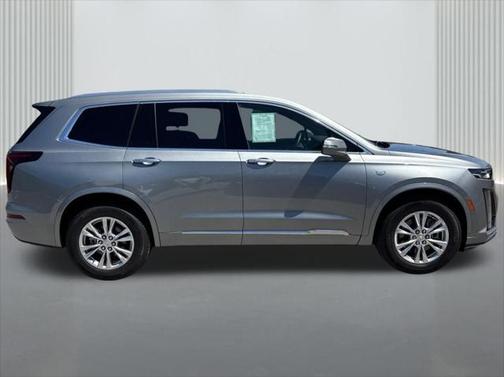 2025 Cadillac XT6 Luxury FWD