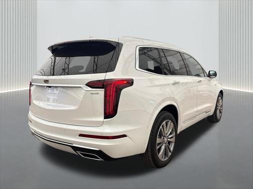 2025 Cadillac XT6 Premium Luxury FWD