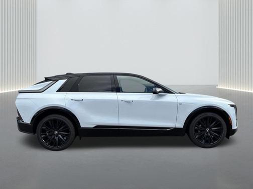 Vibrant White Tricoat 2026 Cadillac LYRIQ Sport