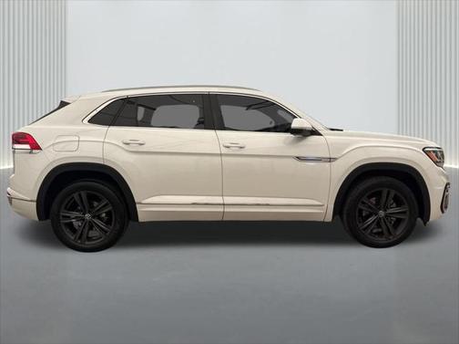 2022 Volkswagen Atlas Cross Sport 3.6L V6 SEL R-Line