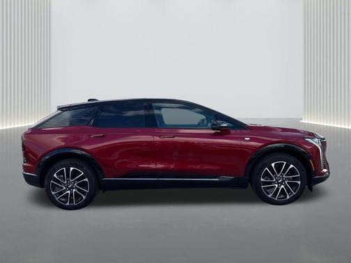 2025 Cadillac OPTIQ Sport 1 AWD