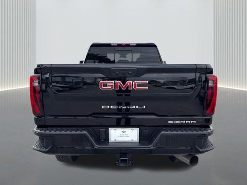 2025 GMC Sierra 3500 Denali