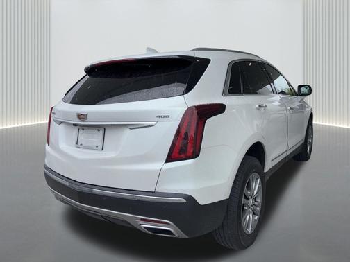 Crystal White Tricoat 2023 Cadillac XT5 Premium Luxury