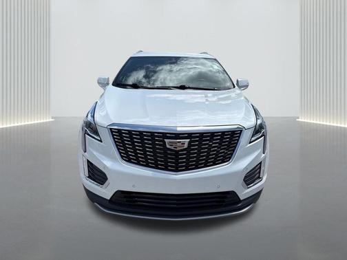 Crystal White Tricoat 2023 Cadillac XT5 Premium Luxury