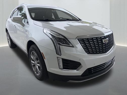 Crystal White Tricoat 2023 Cadillac XT5 Premium Luxury