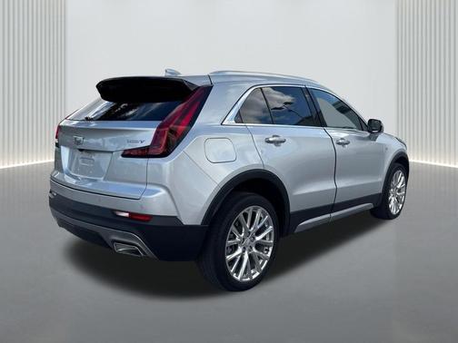 2021 Cadillac XT4 Premium Luxury