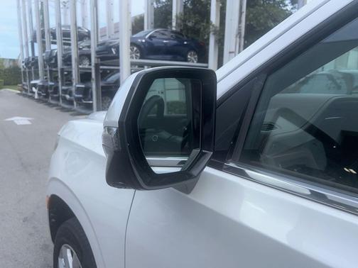 2022 Chevrolet Tahoe 4WD High Country