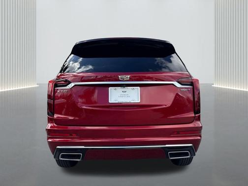 2022 Cadillac XT6 Luxury FWD