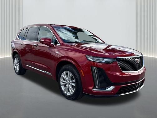 2022 Cadillac XT6 Luxury FWD