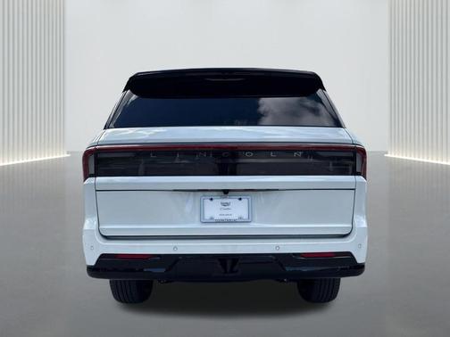 2025 Lincoln Navigator Black Label