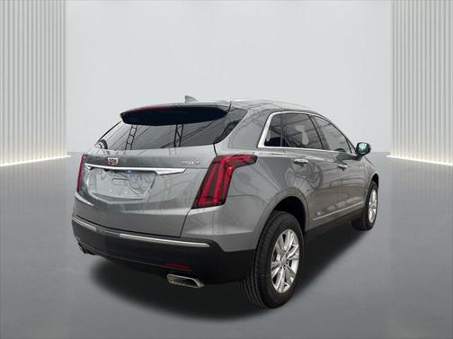2025 Cadillac XT5 Luxury