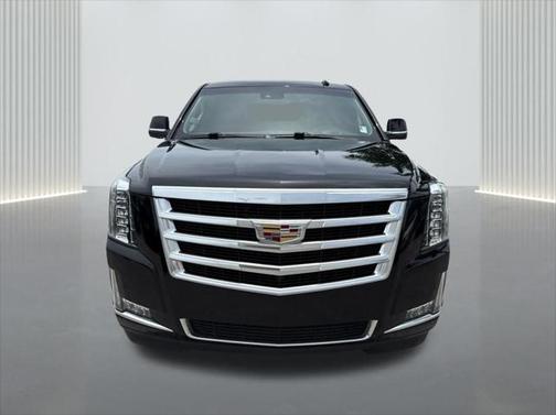 2018 Cadillac Escalade ESV Luxury