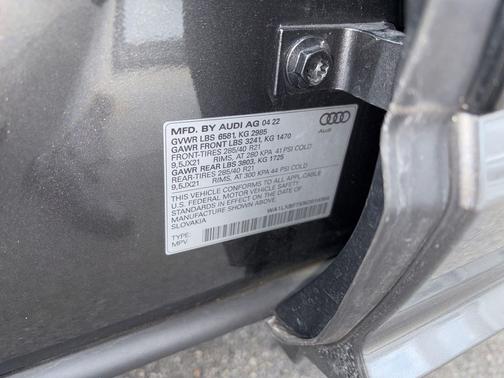 2022 Audi Q7 55 Premium Plus