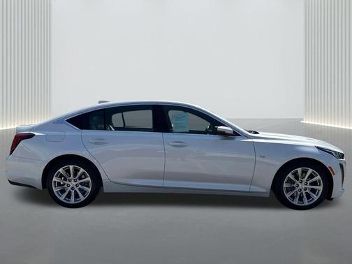 2024 Cadillac CT5 Luxury