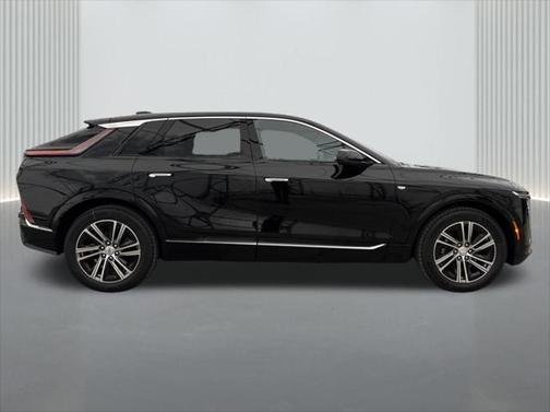 2025 Cadillac LYRIQ Luxury w/1SC