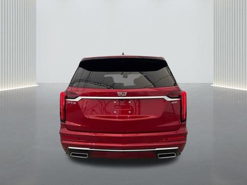 2025 Cadillac XT6 Premium Luxury FWD