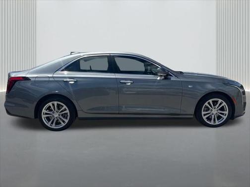 2022 Cadillac CT4 Luxury