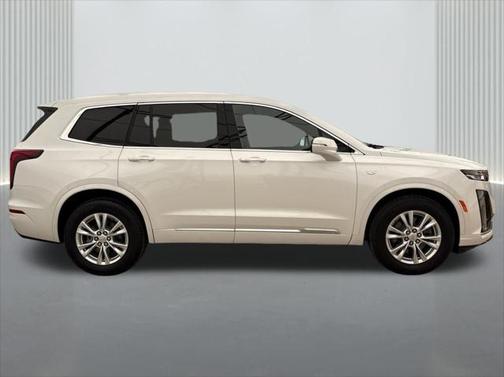 2025 Cadillac XT6 Luxury FWD