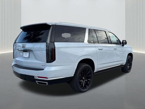 2026 Cadillac Escalade ESV Luxury