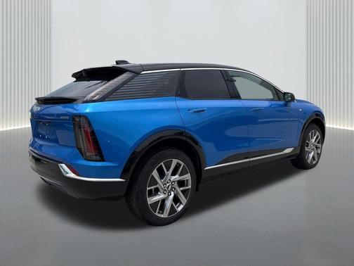 Coastal Blue Metallic 2026 Cadillac OPTIQ Luxury