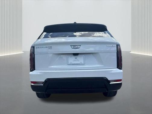 2025 Cadillac Escalade IQ Luxury 2