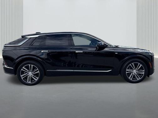 2025 Cadillac LYRIQ Luxury